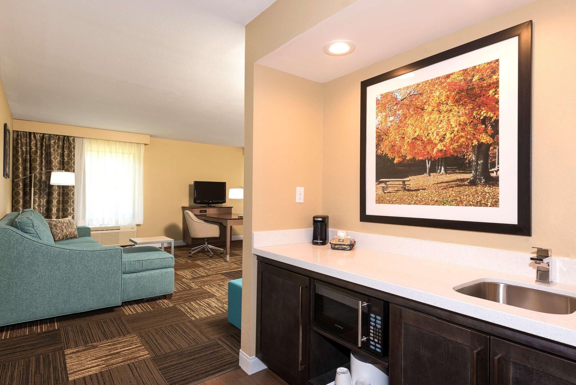 Hampton Inn & Suites Mansfield South @ I 71 Экстерьер фото